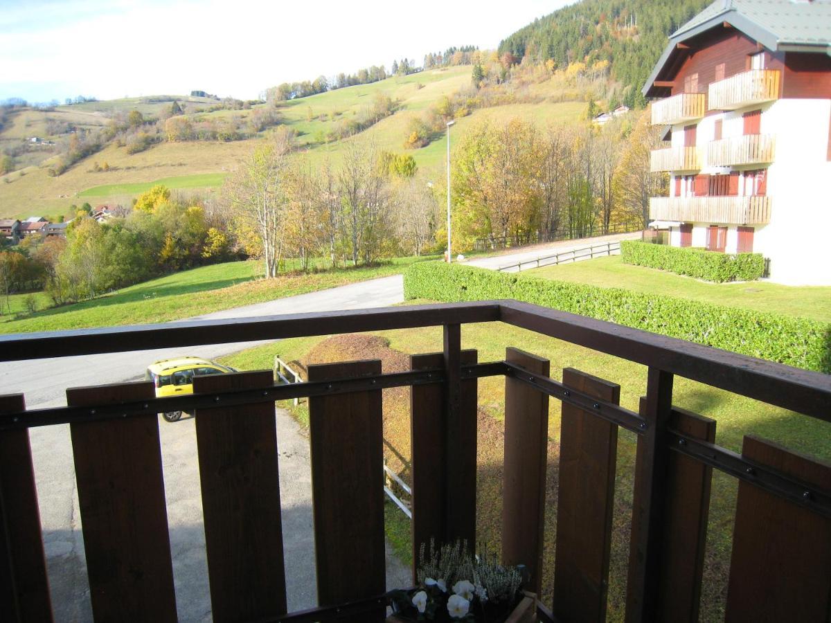 Appartement Au Pied Des Pistes, Avec Vue Sur La Montagne Bernex Kültér fotó